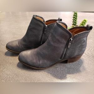 LUCKY BRAND WOMEN BOOTIES SIZE 9.5 SILVER FAUX LEATHER